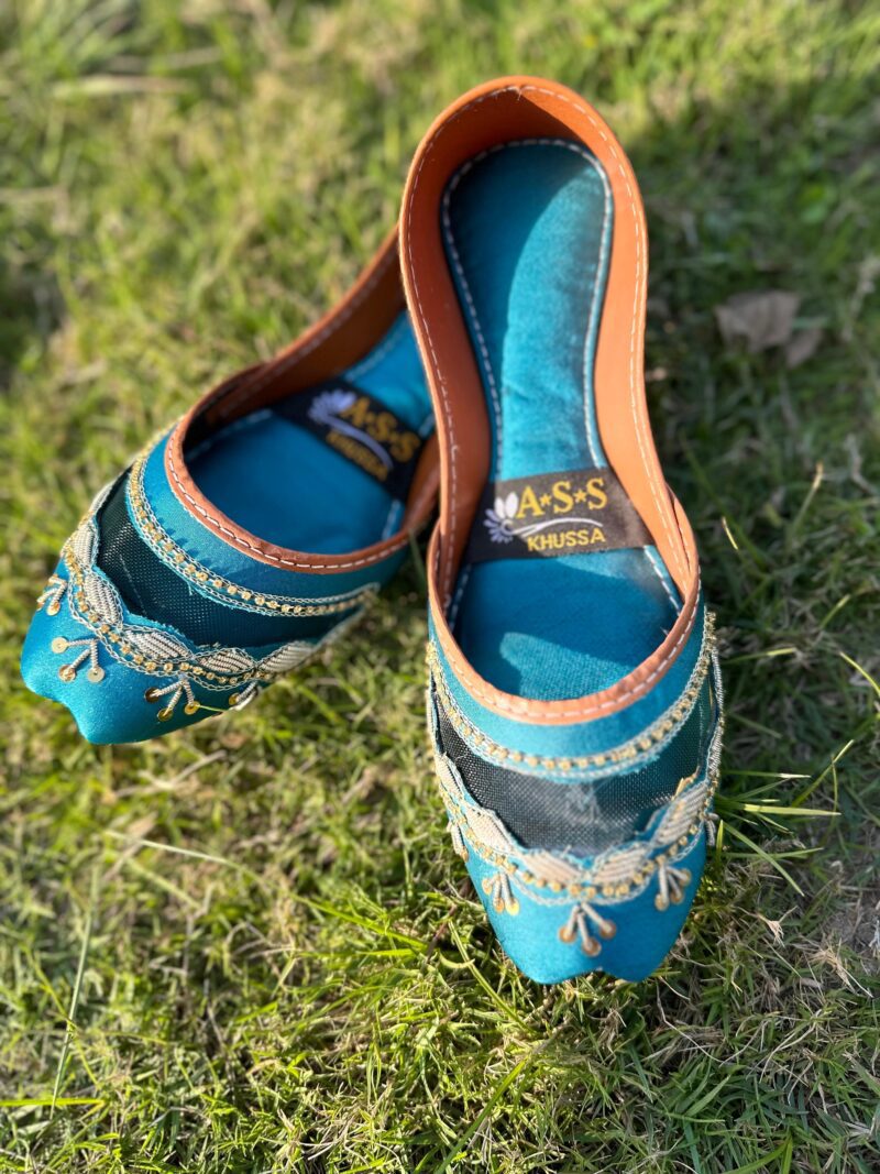Turquoise Traditional Embroidered Khussa - Image 2